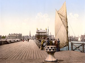 Pier Pavilion, Lowestoft (kézzel színezett fotó) alkotó: English School