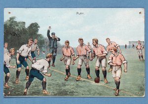 Játék, futballmérkőzést ábrázoló képeslap; alkotó: English School