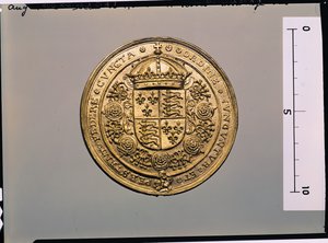 VIII. Henrik (1491-1547) pecsétjének hátlapja (arany) (előlapját lásd: 183056) alkotó: English School
