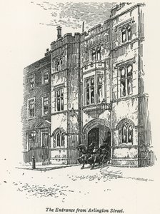 Sir John Penders House, a londoni Arlington Street bejárata alkotó: English School
