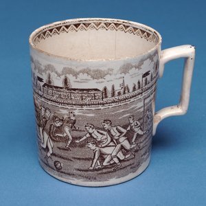 Staffordshire pint bögre focimeccs szépia átírásával (kerámia) alkotó: English School