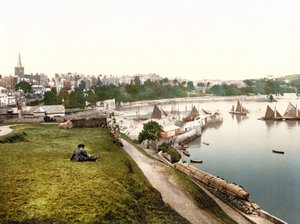Tenby Hafen von English School