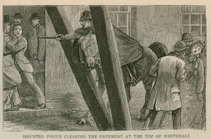 Zavargás a Trafalgar Square-en: Lovas rendőrök tisztítják a járdát a Whitehall tetején alkotó: English School