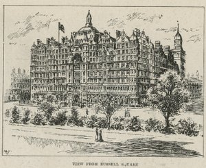 A Russell Hotel, kilátás a Russell Square felől alkotó: English School