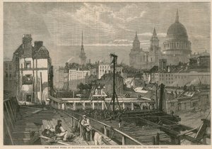A vasút Blackfriarsben működik és a londoni Ludgate Hill felé nyílik, az ideiglenes hídról nézve alkotó: English School