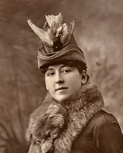 Amy Roselle brit színésznő, 1887