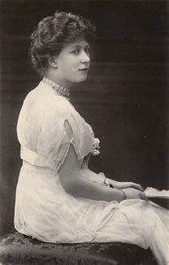 H.R.H. Mary hercegnő, 1915.