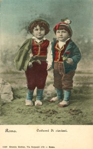 Ciociazi jelmezei (színes fotó) alkotó: Ernest Richter