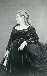 Marie Daubrun (f/w fotó)
