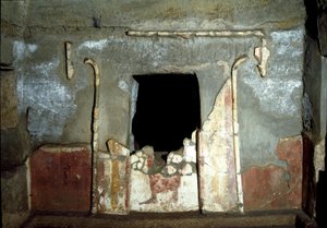 Etruszk civilizáció: Francois sírjának bejárata Ponte Rotto nekropoliszában, Kr. e. 4. század. Vulci, Olaszország alkotó: Etruscan