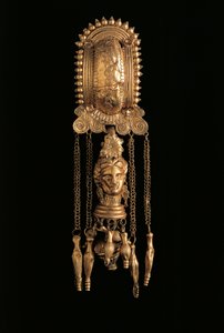 Arany fülbevaló medállal, Todiból, Perugia tartomány, Olaszország alkotó: Etruscan