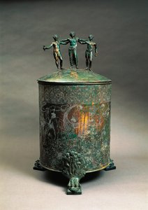 Olaszország, Lazio, Preneste, A Ficoroni Cista (ékszerek tárolására használt rézkoporsó) az argonauták mítoszát ábrázoló díszítéssel alkotó: Etruscan
