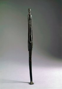 „Az est árnyéka” szobor alkotó: Etruscan