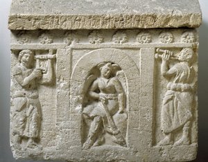 Etruszk művészet: „” a Lasa, a halál dzsinnje a pokol bejáratánál”” Chiusi urna alacsony domborműve. Kr.e. 3. vagy 2. században. Palermo, Nemzeti Régészeti Múzeum