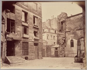 A Saint-Julien-le-Pauvre udvara alkotó: Eugène Atget