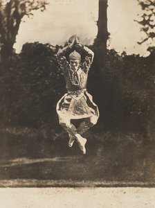 [Nijinsky in Sziámi tánc a keletiekből], 1910. alkotó: Eugène Druet