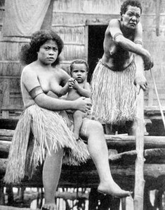 Egy anya és gyermeke, Pápua, Új-Guinea, 1936.
