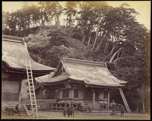 A Hacsiman-templom, Kamakura alkotó: Felice Beato