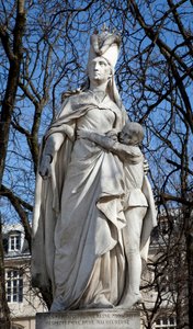 Anjou Margit szobra (márvány) alkotó: Ferdinand Taulet