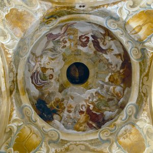 Festett kupola, 1685-86