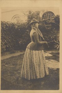 Nő teniszütővel, Study for "Memories, 1889 körül (zselatin ezüst nyomat) alkotó: Fernand Khnopff