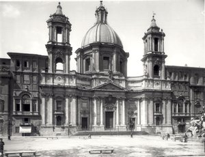 Sant Agnese templom, 1653-57 alkotó: Francesco Borromini