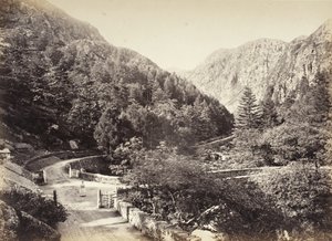 Beddgelert, Aberglaslyn-hágó, az útról nézve (515) alkotó: Francis Bedford