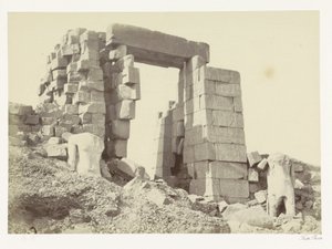A karnaki templom gránitoszlopa A gránitoszlop. Karnac (cím az objektumon) alkotó: Francis Frith
