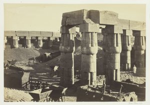 A Nagy Templom egy része (A kormányzati raktárak), Luxor alkotó: Francis Frith