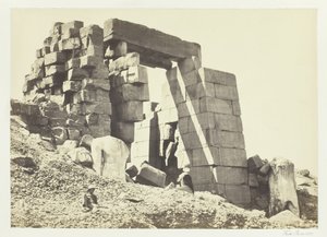 A gránitoszlop, Théba, 1857. alkotó: Francis Frith