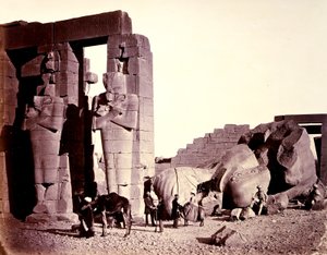 Az el-kurneh-i Ramesseum, Théba, első látkép alkotó: Francis Frith