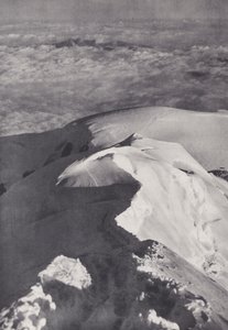 A Mont Blanc hegyvonulata: A Mont Blanc csúcsgerince (f/w fotó)