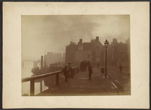 Kávéházi sarok, Whitby alkotó: Frank Meadow Sutcliffe