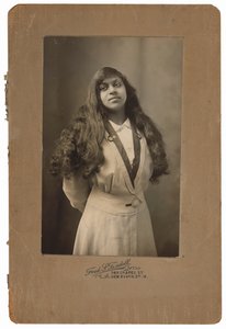 Egy nő portréja,c. 1910 (fotó) alkotó: Fred S. Tisdell