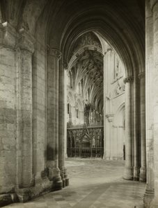 Ely székesegyház: Elysée Cathedral: Oktogon a déli mellékhajóból