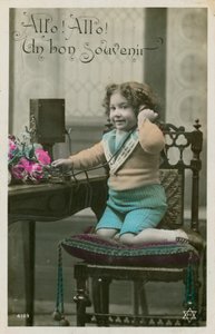 Gyermek telefonon alkotó: French Photographer