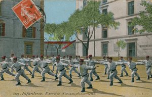 Francia gyalogság gyakorlata, 1913-ban elküldött képeslap. alkotó: French Photographer