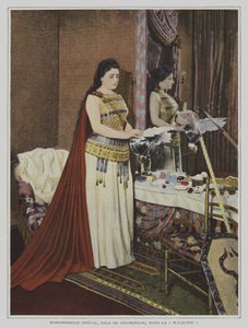 Lucienne Breval francia szoprán Brunnhilde szerepében Richard Wagner Die Walkure (A Valkűr) című operájában (színes fotó) alkotó: French Photographer