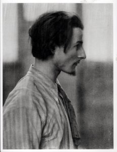 Henri Gaudier-Brzeska (1891-1915) alkotó: French Photographer