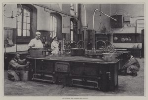 A Lycee Janson-de-Sailly konyhája, Párizs (f/w fotó) alkotó: French Photographer