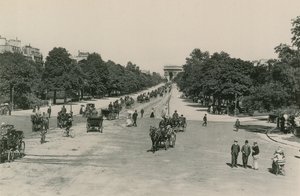 LAvenue du Bois-de-Boulogne, Bois de Boulogne Avenue (fotógravírozás) alkotó: French Photographer