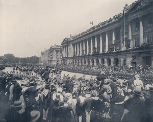 Párizs: A katonai kormányzó vezérkara a temetési menetben (f/w fotó) alkotó: French Photographer