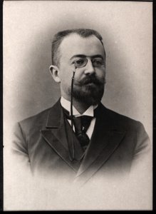 Marcel Prevost (1862-1941) francia író és drámaíró portréja. alkotó: French Photographer
