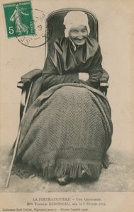 Egy százéves képeslap, Madame Therese Bedoiseau, La Ferte-Loupiere, 1913 alkotó: French Photographer