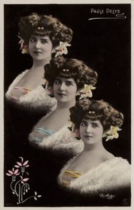 Három egyforma női fej alkotó: French Photographer