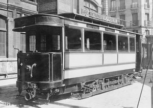Villamos Párizsban, 1900 körül alkotó: French Photographer