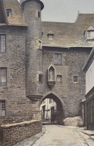 Uzerche, Óváros kapuja, bejárati oldal alkotó: French Photographer
