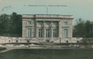 Versailles, Kis-Trianon palotája. 1913-ban feladott képeslap. alkotó: French Photographer