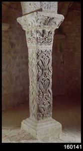 Karoling-oszlop, 758 körül alkotó: French School