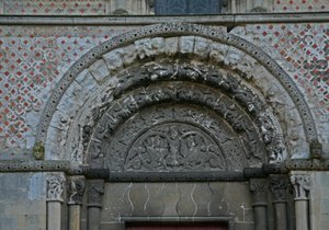 Az északi ajtó egy részletét ábrázolja alkotó: French School